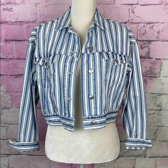 American Eagle Outfitters Jackets & Blazers - American Eagle blue white striped jacket XS